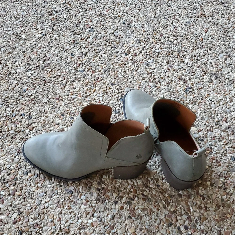 Lucky Brand Branndi Bootie in Olive Night, Size 8, NWOT